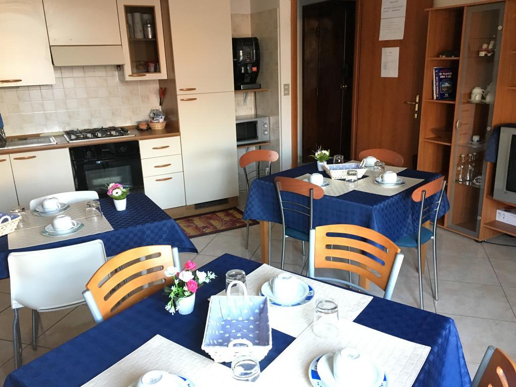 페스카라 Altea B&B 외부 사진